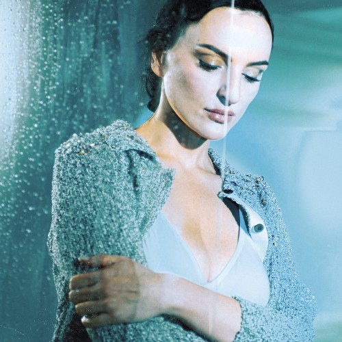 Arisa pubblica Il tuo profumo — fuori il nuovo s...