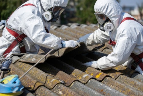 Amianto negli edifici Aler — la Regione stanzia ...