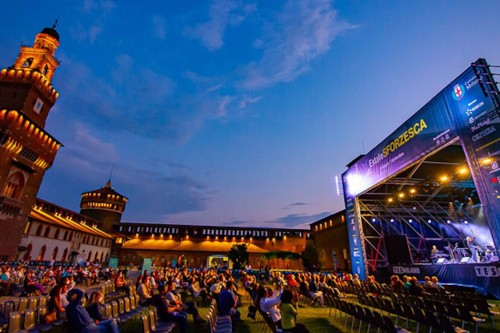 Estate al Castello 2026: tre serate tra mente, art...